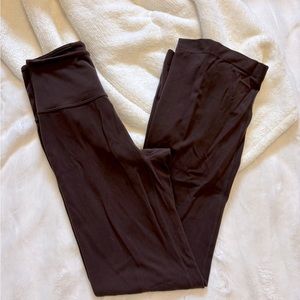 Lululemon groove pants in French press